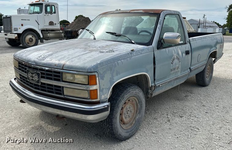 image for item NP9909 1992 Chevrolet K2500  pickup truck