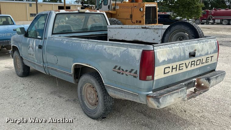 image for item NP9909 1992 Chevrolet K2500  pickup truck