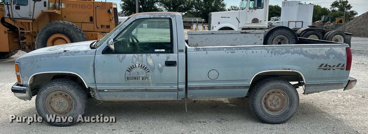 image for item NP9909 1992 Chevrolet K2500  pickup truck