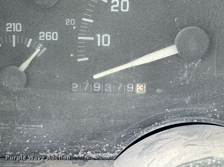 image for item NP9909 1992 Chevrolet K2500  pickup truck