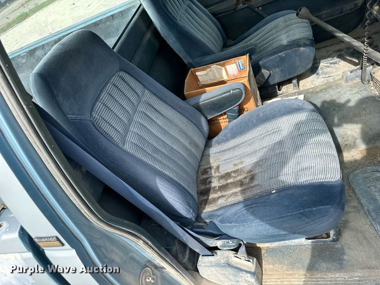 image for item NP9909 1992 Chevrolet K2500  pickup truck