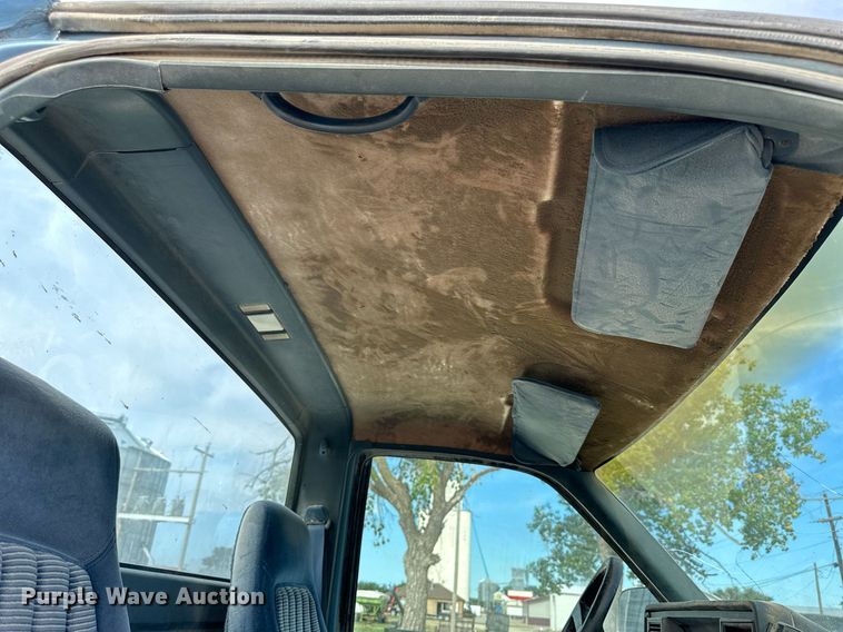 image for item NP9909 1992 Chevrolet K2500  pickup truck