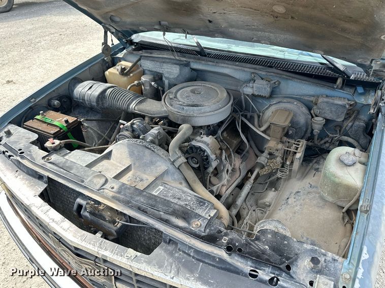 image for item NP9909 1992 Chevrolet K2500  pickup truck