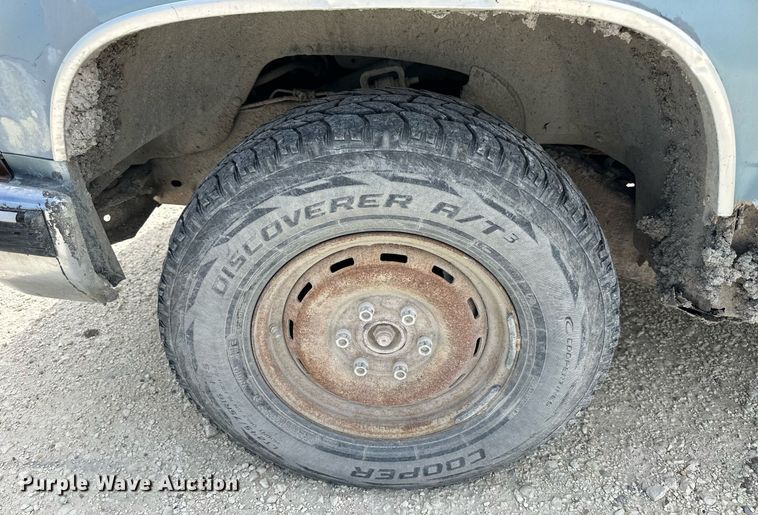 image for item NP9909 1992 Chevrolet K2500  pickup truck