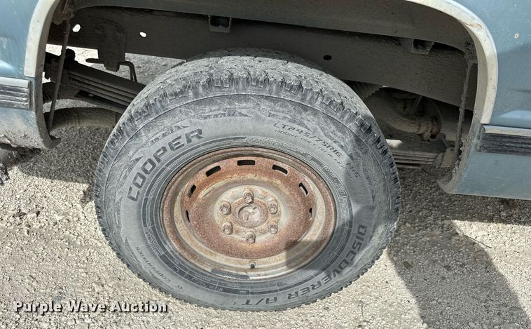 image for item NP9909 1992 Chevrolet K2500  pickup truck