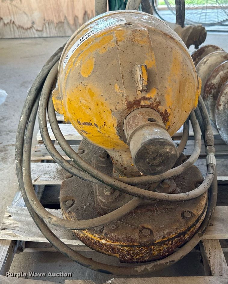 image for item NP9911 Danuser Digger H8200  auger head