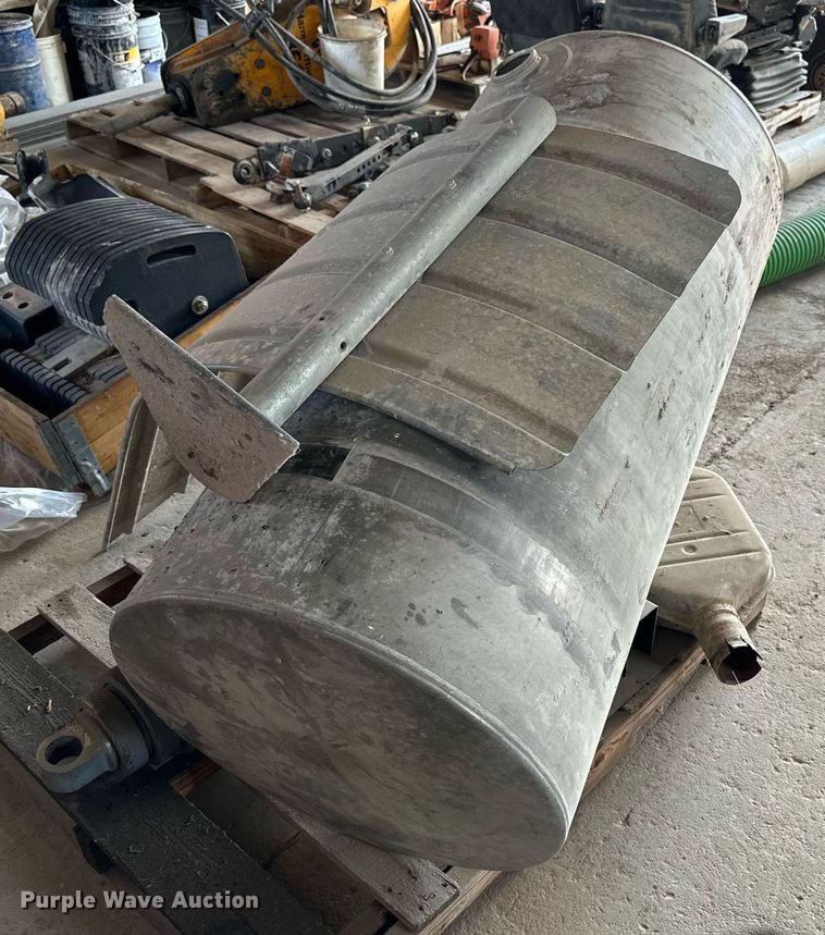 image for item NP9913 Truck parts