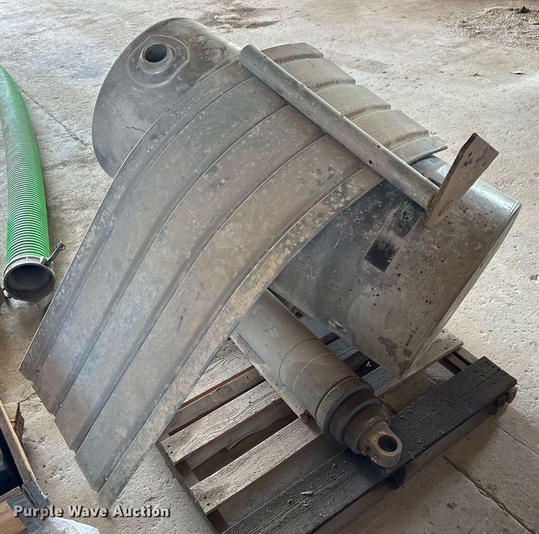 image for item NP9913 Truck parts