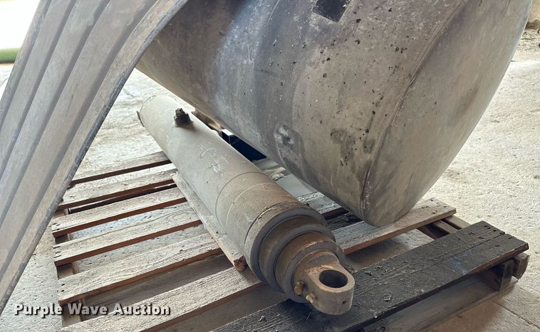 image for item NP9913 Truck parts