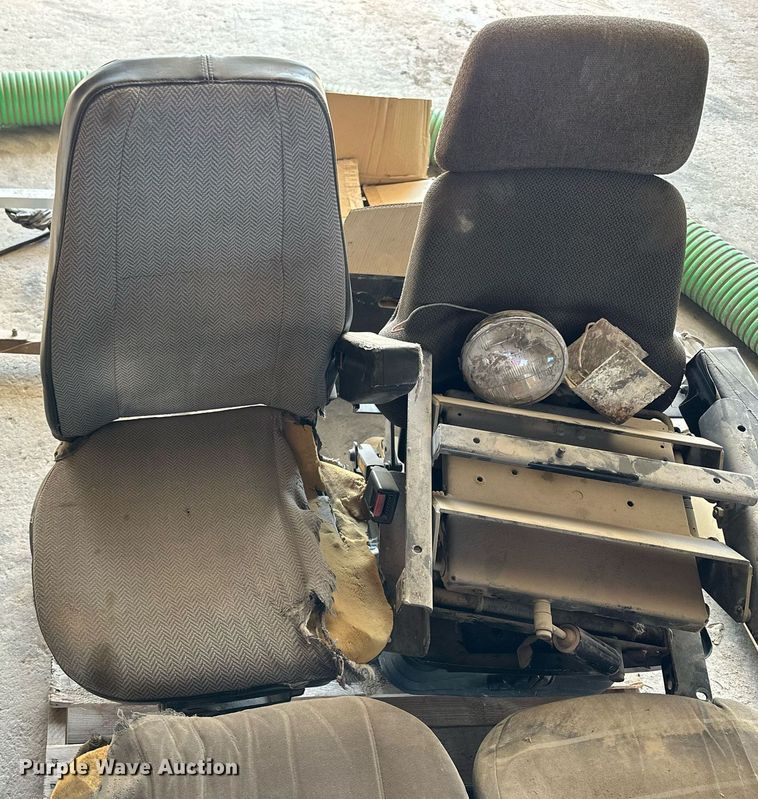 image for item NP9913 Truck parts