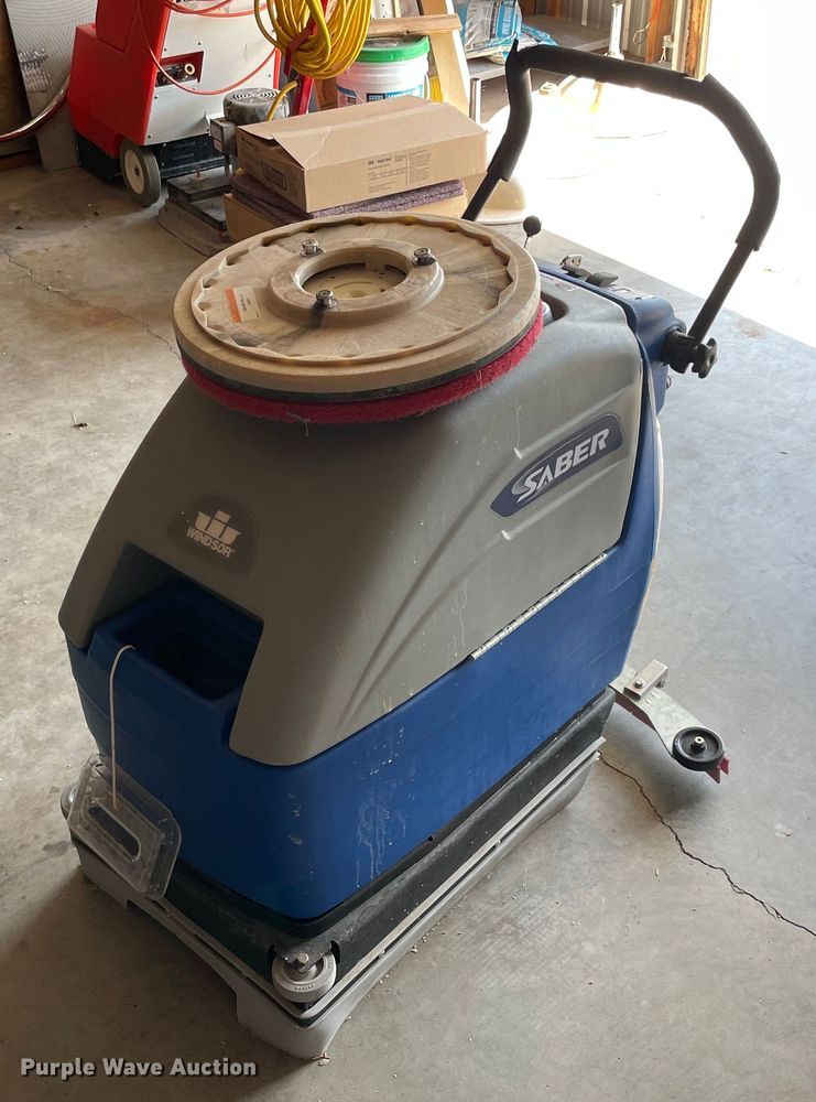 image for item NT9392 Saber SC17  floor scrubber