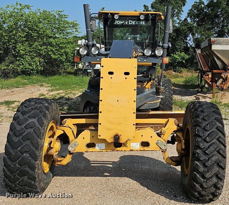 image for item NT9751 2012 John Deere 770G  motor grader