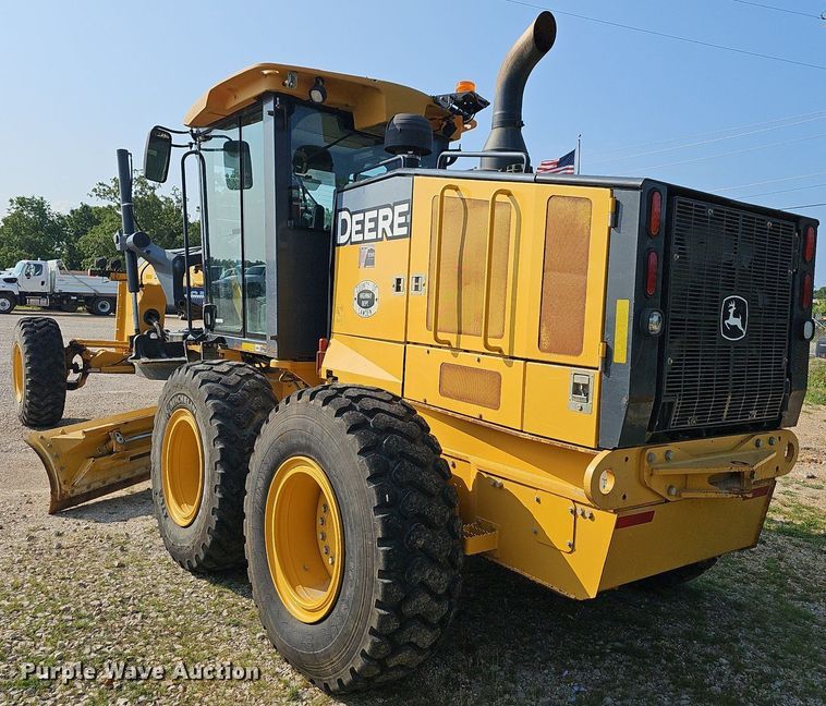 image for item NT9751 2012 John Deere 770G  motor grader