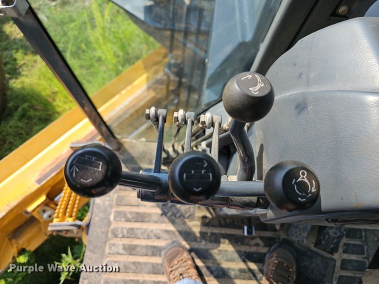 image for item NT9751 2012 John Deere 770G  motor grader