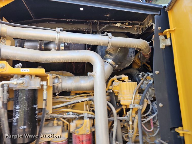 image for item NT9751 2012 John Deere 770G  motor grader