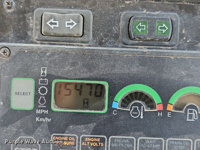 image for item NT9762 2001 John Deere 772CH  motor grader