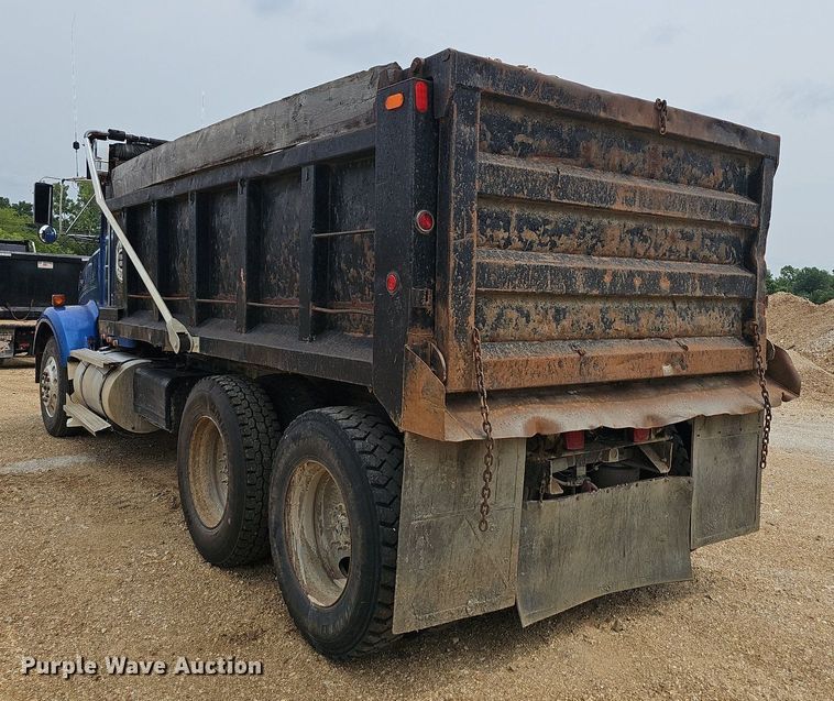 image for item NT9775 1987 Kenworth 800  dump truck