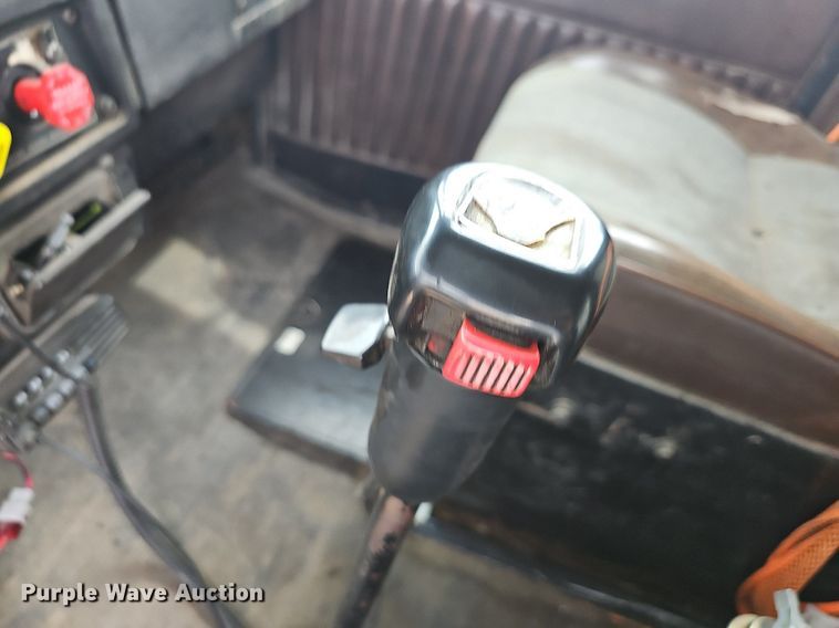 image for item NT9775 1987 Kenworth 800  dump truck