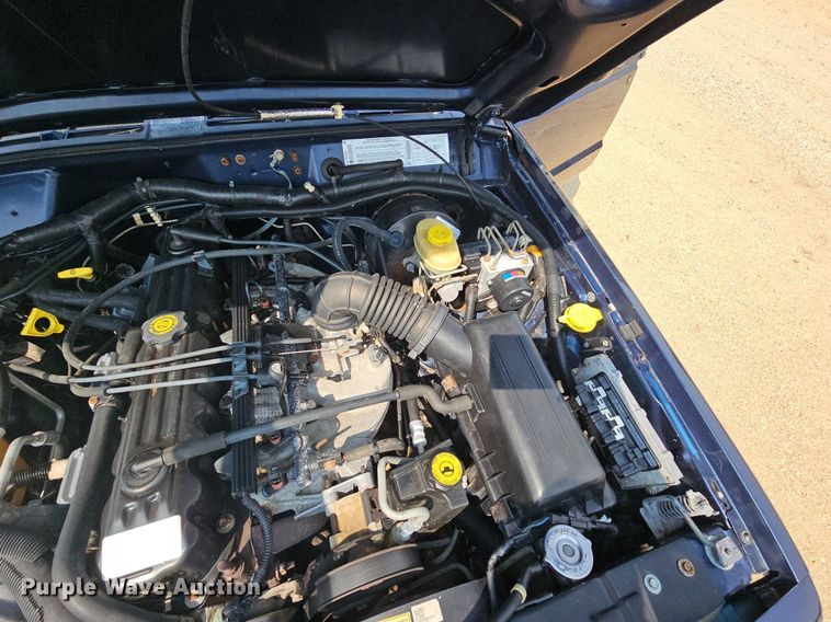 image for item NT9777 2000 Jeep Cherokee  SUV