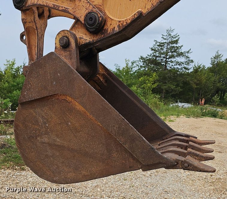 image for item NT9778 2002 Case 590 Super M  backhoe