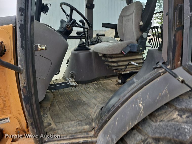 image for item NT9778 2002 Case 590 Super M  backhoe