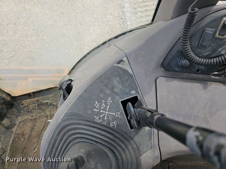 image for item NT9778 2002 Case 590 Super M  backhoe