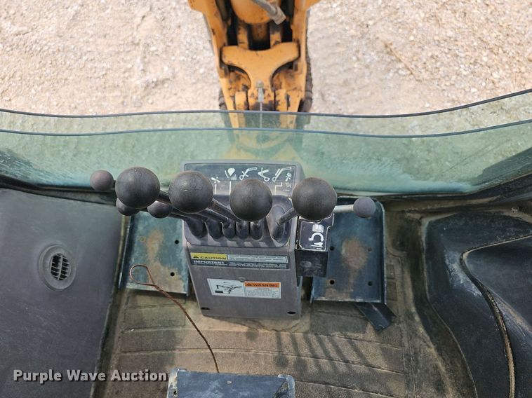 image for item NT9778 2002 Case 590 Super M  backhoe