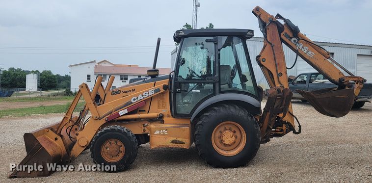 image for item NT9780 2002 Case 580 Super M  backhoe