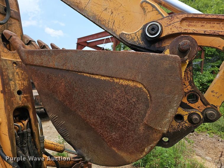 image for item NT9780 2002 Case 580 Super M  backhoe