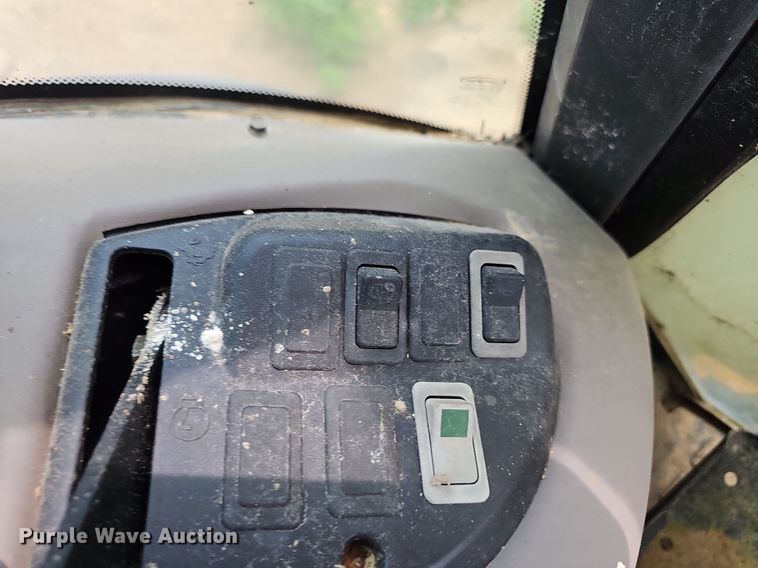 image for item NT9780 2002 Case 580 Super M  backhoe