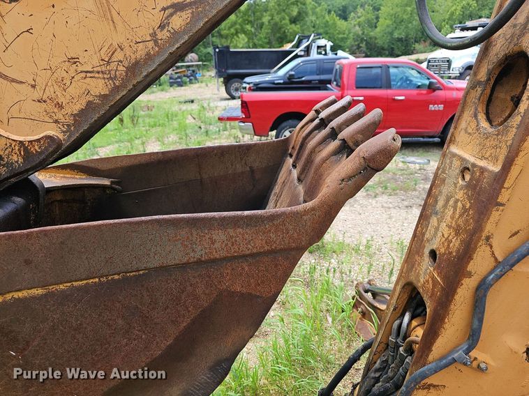 image for item NT9780 2002 Case 580 Super M  backhoe