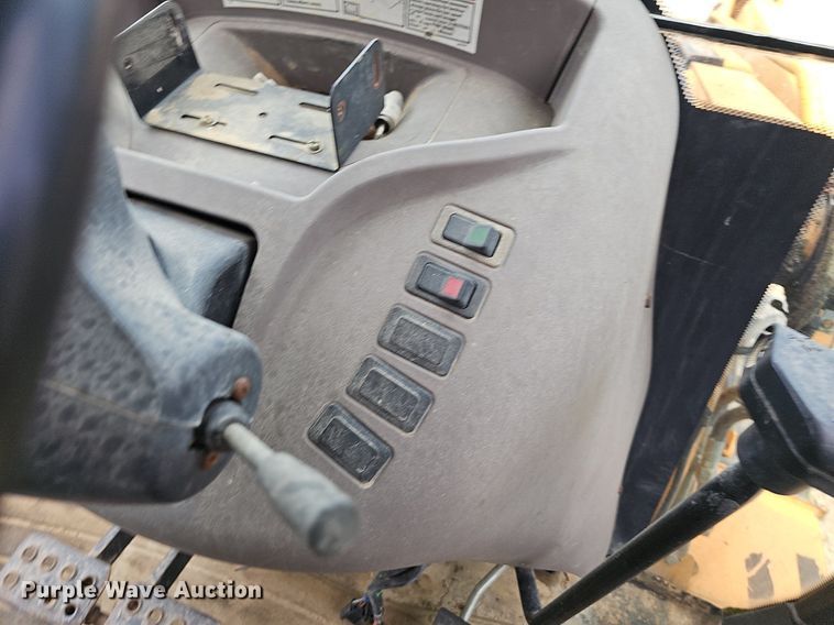 image for item NT9780 2002 Case 580 Super M  backhoe