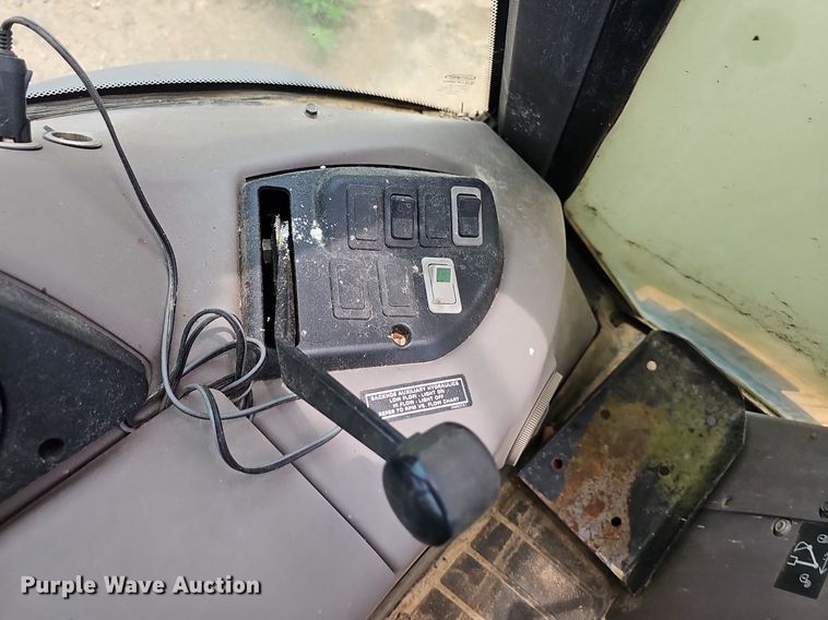 image for item NT9780 2002 Case 580 Super M  backhoe