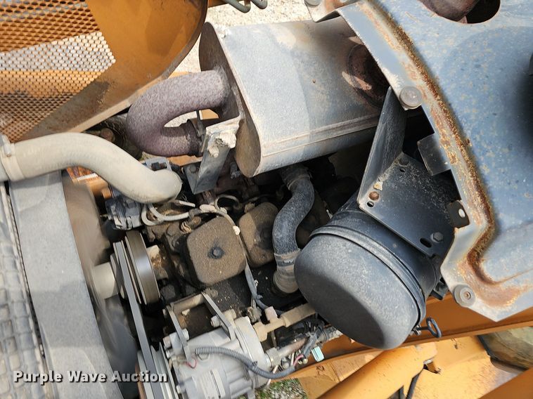 image for item NT9780 2002 Case 580 Super M  backhoe