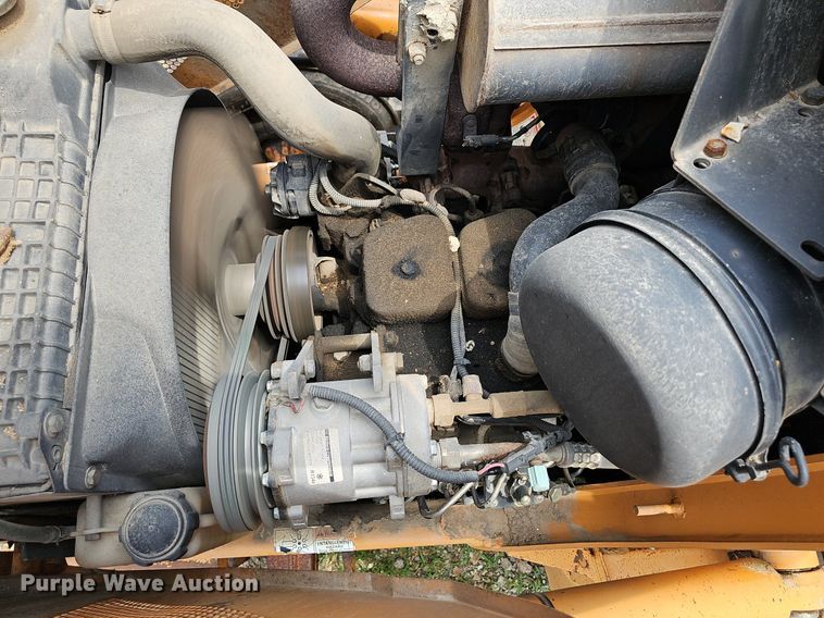 image for item NT9780 2002 Case 580 Super M  backhoe