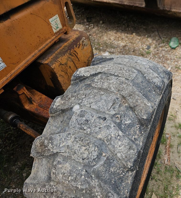 image for item NT9780 2002 Case 580 Super M  backhoe