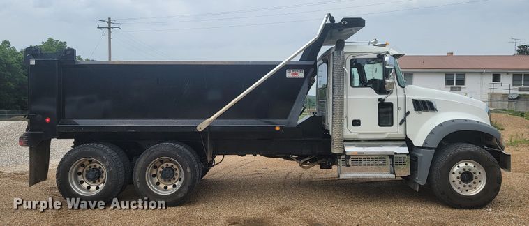 image for item NT9781 2021 Mack Granite  dump truck
