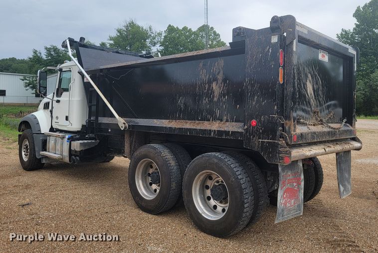image for item NT9781 2021 Mack Granite  dump truck