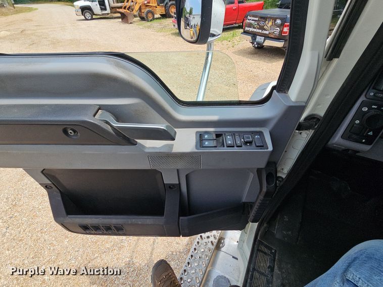 image for item NT9781 2021 Mack Granite  dump truck