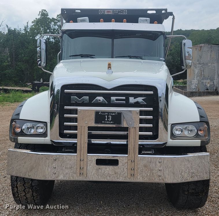 image for item NT9782 2021 Mack Granite  dump truck
