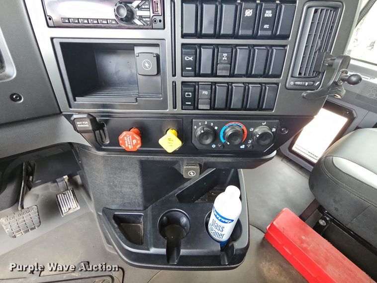 image for item NT9782 2021 Mack Granite  dump truck