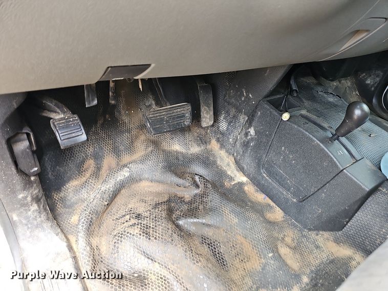 image for item NT9783 2008  Chevrolet Silverado 2500HD  flatbed pickup truck