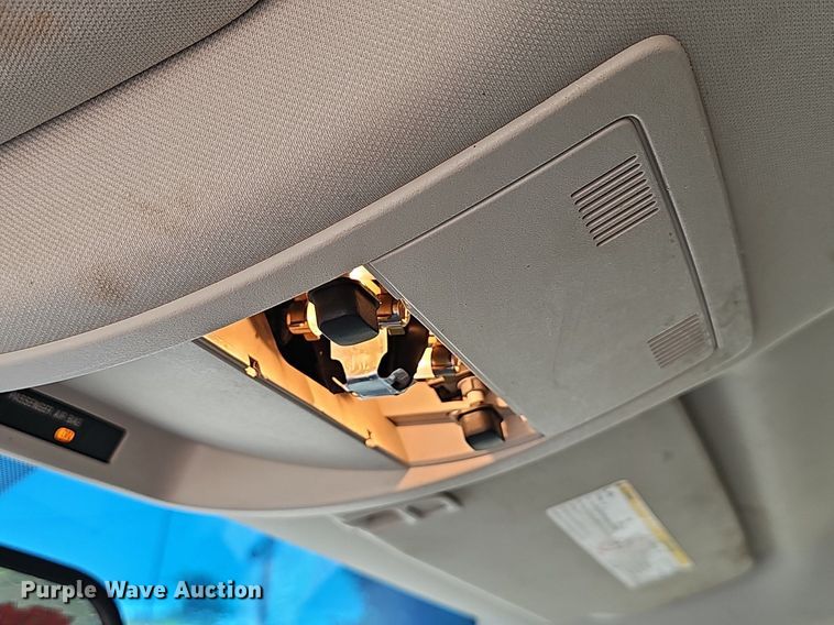 image for item NT9783 2008  Chevrolet Silverado 2500HD  flatbed pickup truck