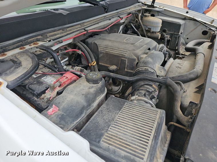 image for item NT9783 2008  Chevrolet Silverado 2500HD  flatbed pickup truck