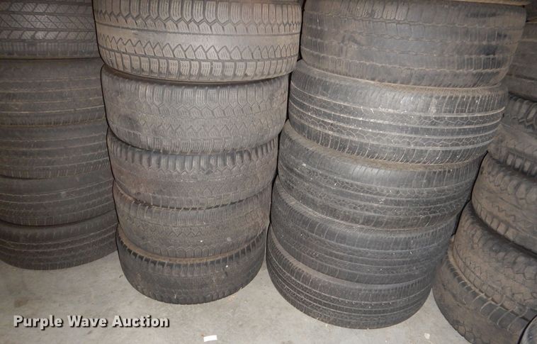 image for item NU9005 Approximately 200 tires