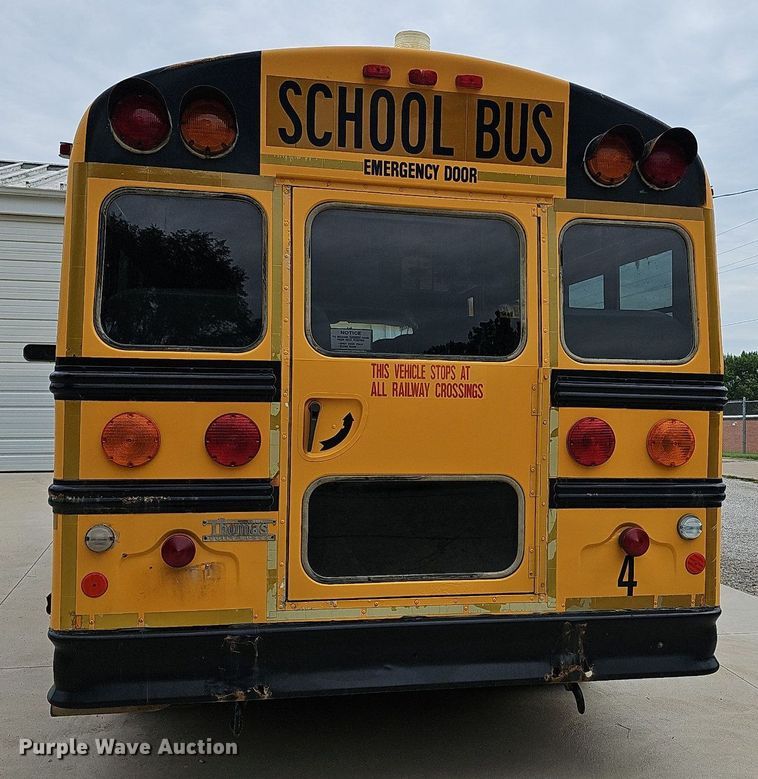 image for item NU9016 1998 GMC Savana 3500  school bus