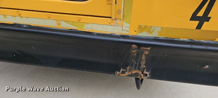 image for item NU9016 1998 GMC Savana 3500  school bus