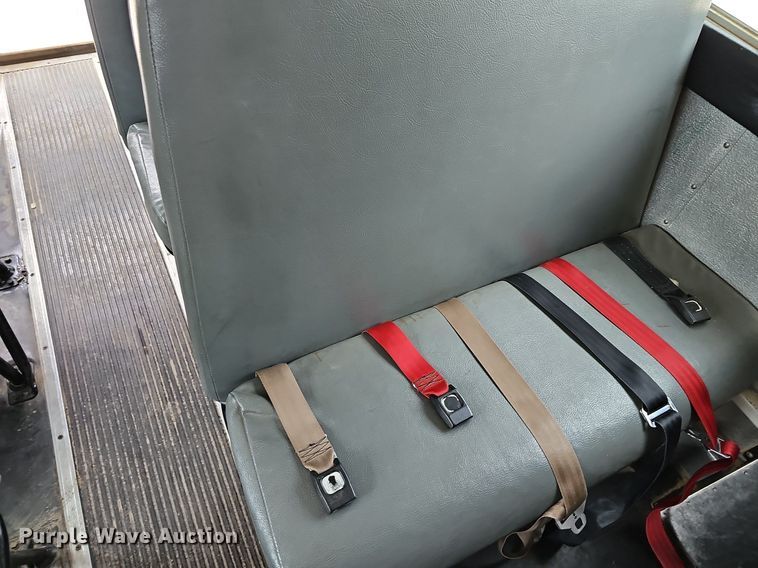 image for item NU9016 1998 GMC Savana 3500  school bus