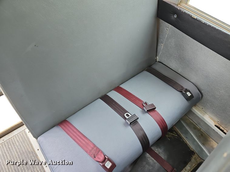 image for item NU9016 1998 GMC Savana 3500  school bus