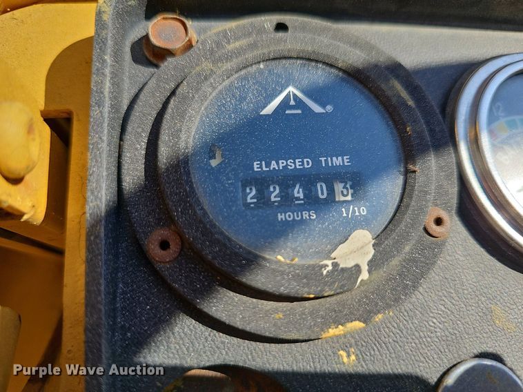 image for item NU9025 Caterpillar V60B  forklift